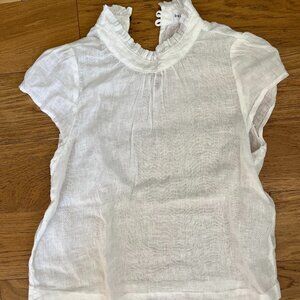Sleeveless gauze top